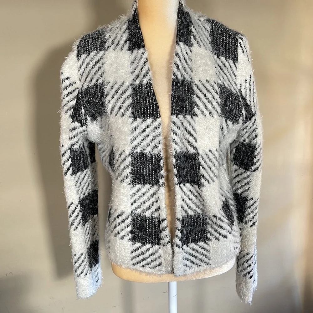 August Silk Women's Black and White Fuzzy‎ Plaid Open Front Cardigan size L